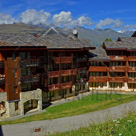 Cosy Avec Balcon, Bien Equipe, Acces Rapide Aux Pistes Et Commerces - Montchavin Les Coches - Fr-1-329-10 *